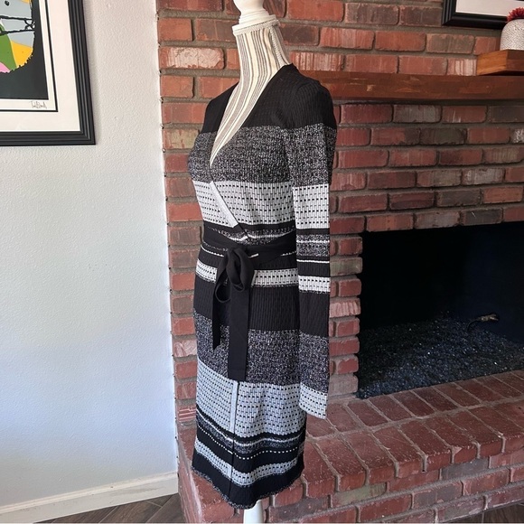Diane Von Furstenberg Metallic Striped Long Sleeve Knit Wrap Dress Black Silver - Picture 5 of 11